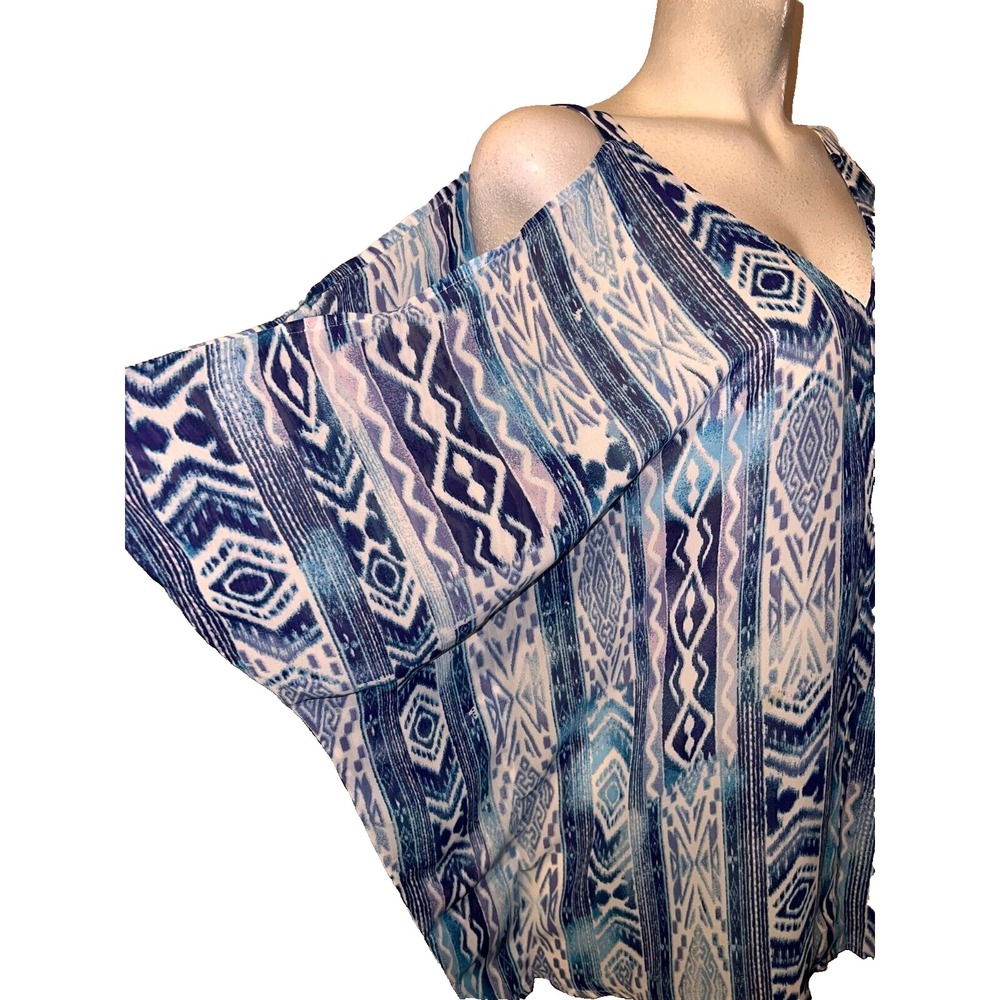 Wendy Bellissimo Cold Shoulder V Neck Blouse Blue Geometric Print Women's S/M - Picture 3 of 9